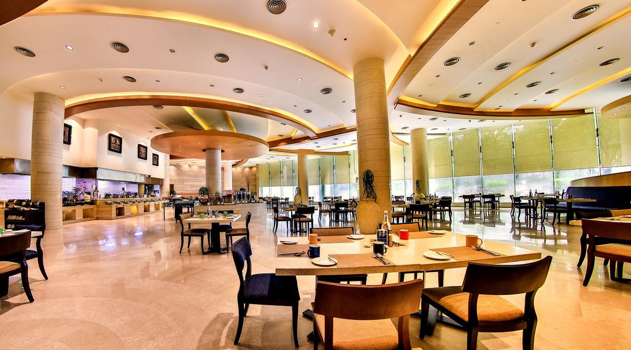 The Lalit Chandigarh Chandīgarh Exterior foto